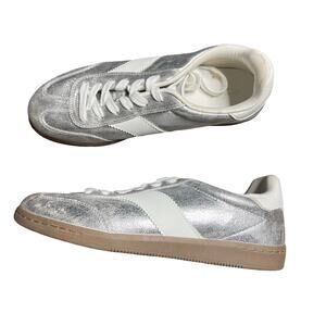 UNIVERSAL THREAD Spencer Fashion Sneakers Memory Foam Silver 9